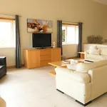 Vila Girassol With Sea View Porto De Mos לאגוּ‏ש