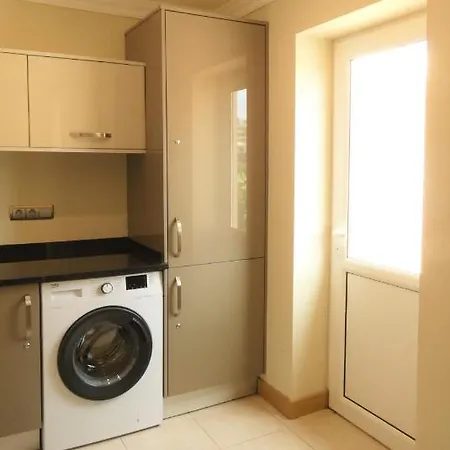 Vila Girassol With Sea View Porto De Mos Βίλα *